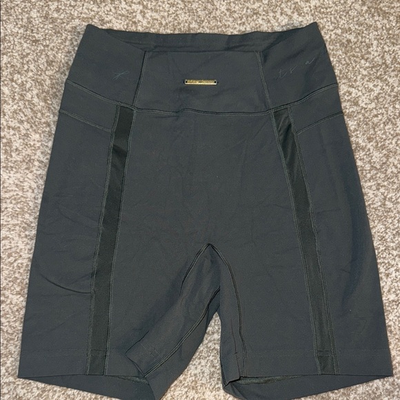 Gymshark Women's Whitney Simmons Gray Bike Shorts - Picture 1 of 2